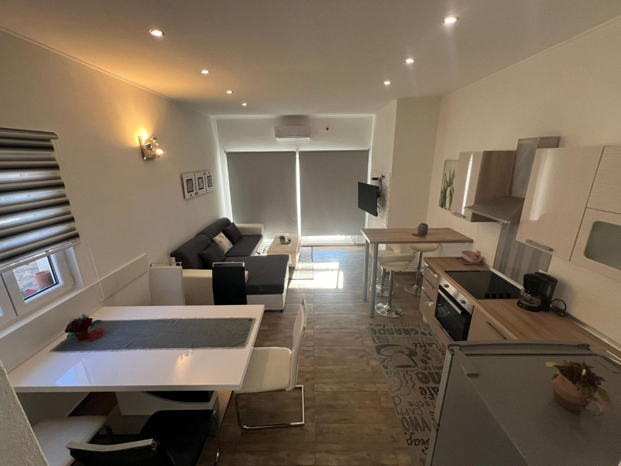 Apartment Marija Tisno